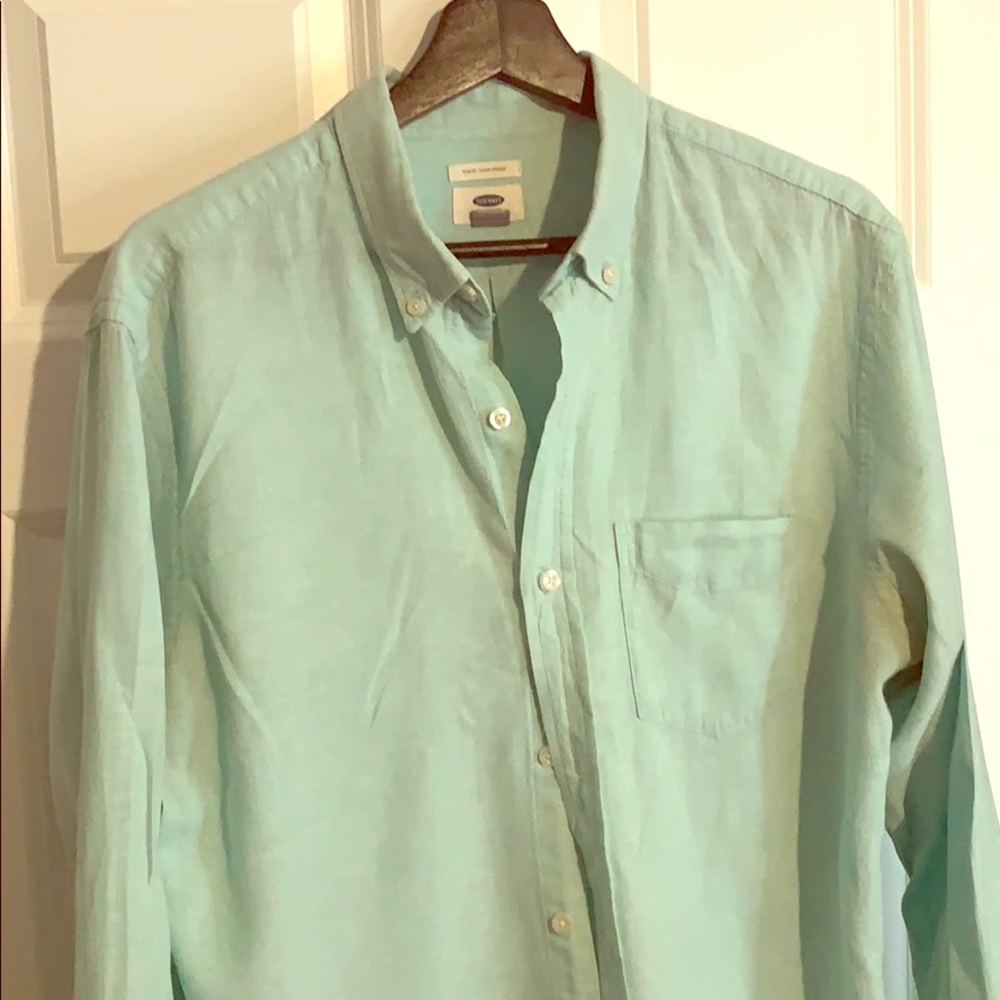 Sea foam green linen button-down, M